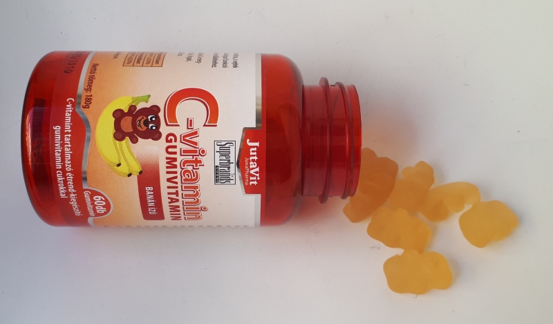 JUTAVIT C-VITAMIN GUMICUKOR.jpg